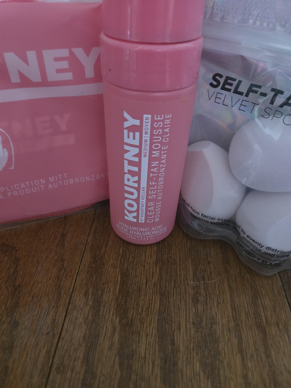 Kourtney Kellar Self-Tan Mousse, Mitt, And Application Sponges